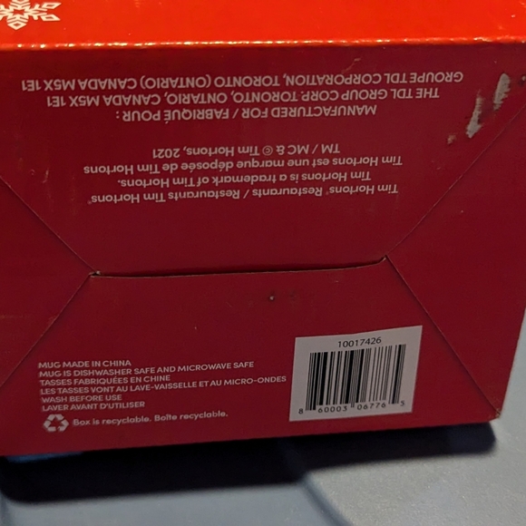 2021 Tim Hortons Christmas Snow Flake Ceramic Mug Set - new in box - Picture 4 of 4